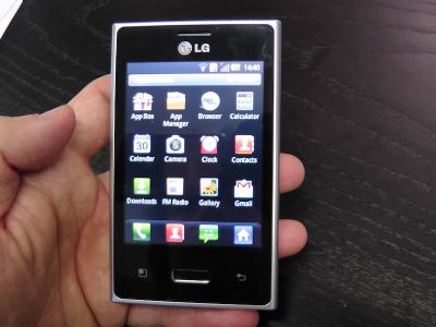 LG-Optimus-L3-1