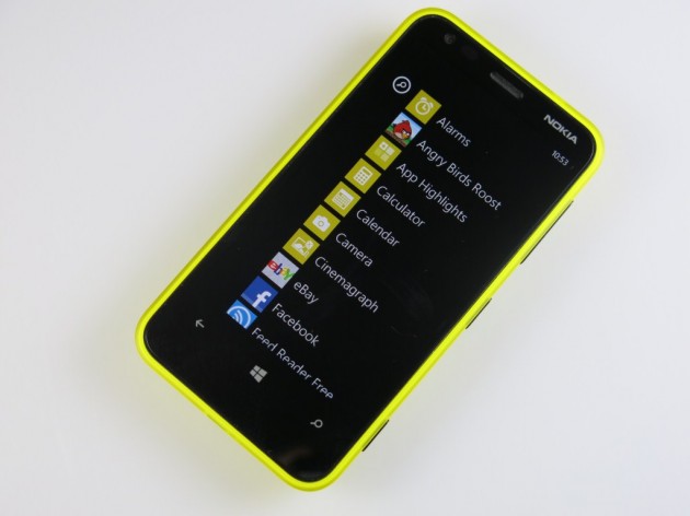 Nokia-Lumia-620 (11)