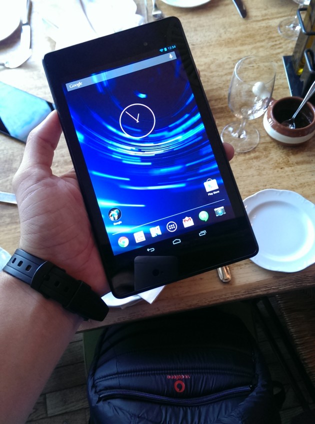 Google-Nexus-7-2013-Gadget (11)