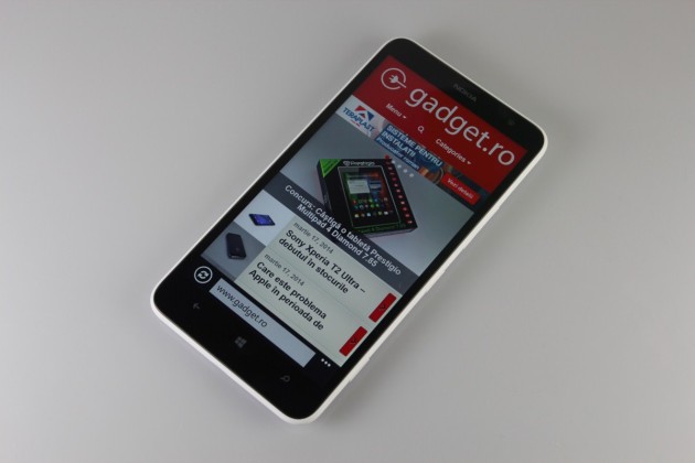 Nokia-Lumia-1320 (18)