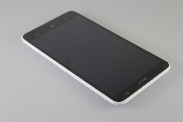Nokia-Lumia-1320 (4)