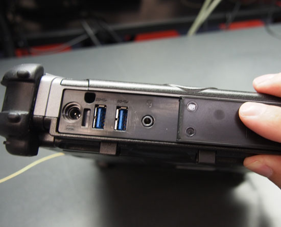 355502-xplore-xc6-ports