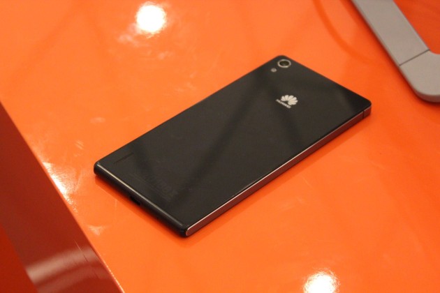 Huawei-Ascend-P7 (8)