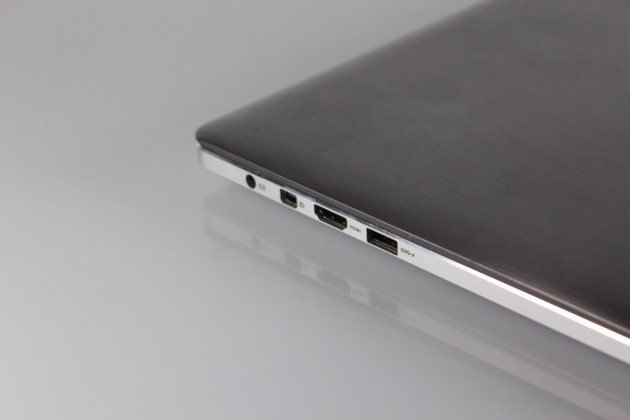 ASUS-Zenbook-NX500 (14)