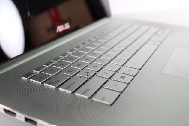 ASUS-Zenbook-NX500 (22)