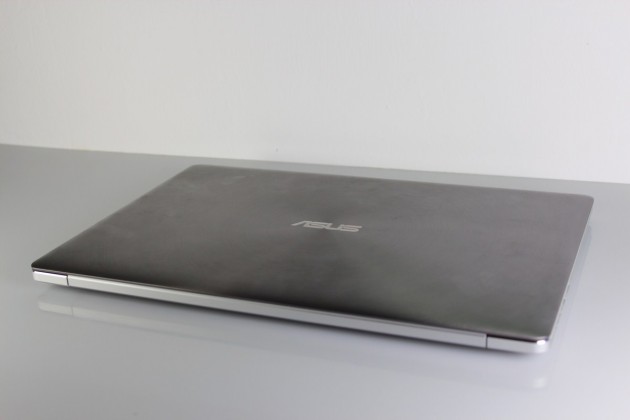 ASUS-Zenbook-NX500 (3)
