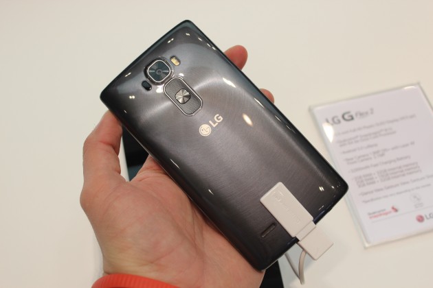 LG-G-Flex-2 (3)