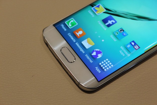 Samsung-GALAXY-S6-Edge (4)