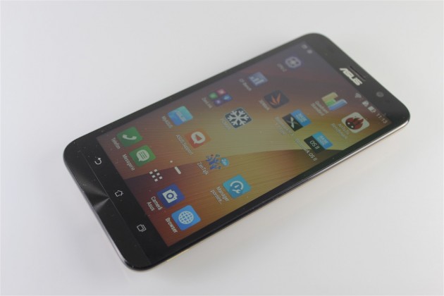 ASUS-Zenfone-2-4-GB-RAM (1)