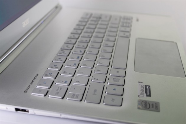 Acer-Aspire-S7 (16)
