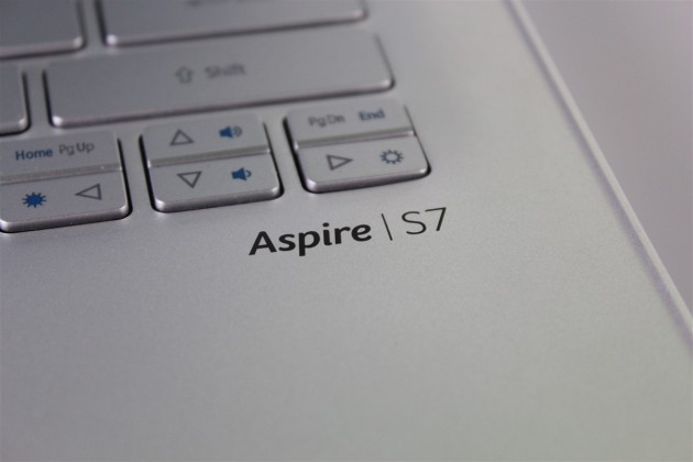 Acer-Aspire-S7 (9)
