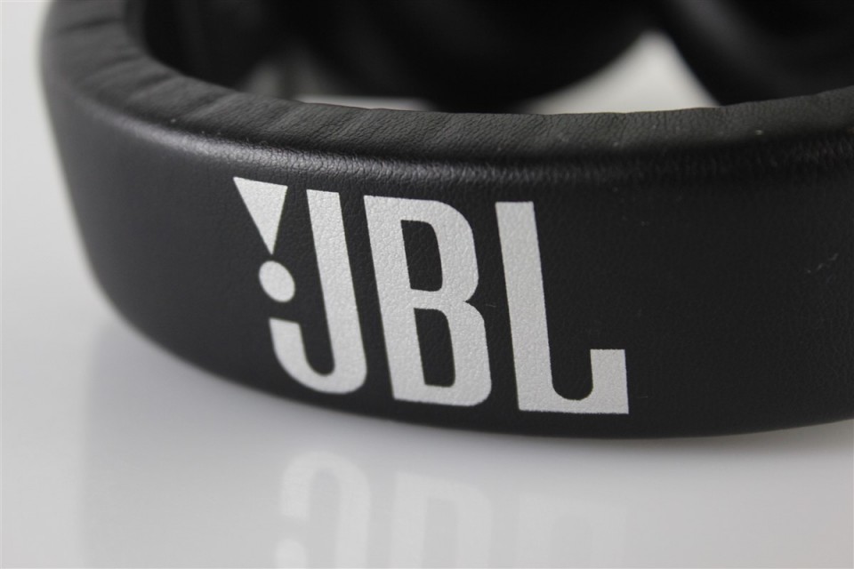 JBL-Synchros-E50BT (6)