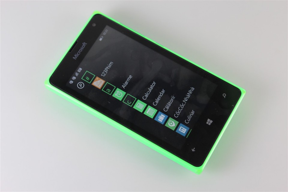 Microsoft-Lumia-532 (18)