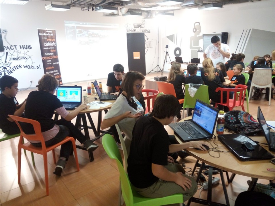 Orange-SuperCoders-3 (11)