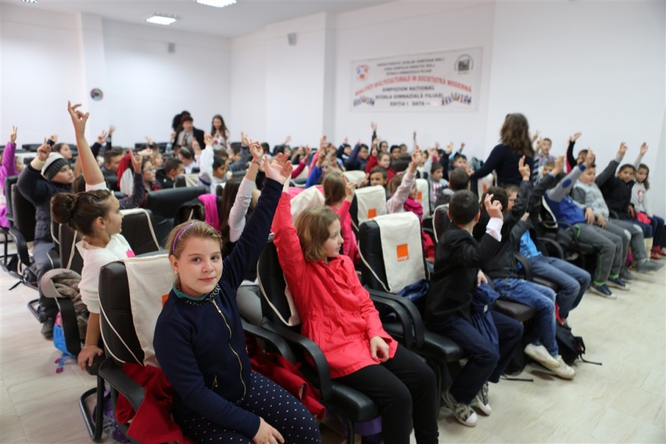 Saptamana-Voluntariatului-Orange-1 (1)