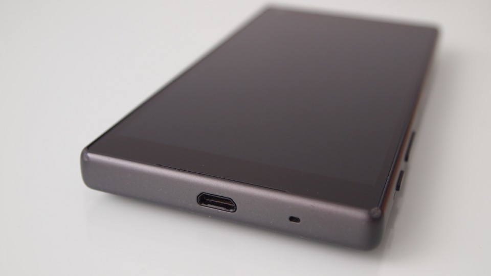 Sony Xperia Z5 Compact (11)