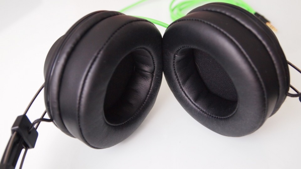 Casti Razer Adaro Stereos (12)
