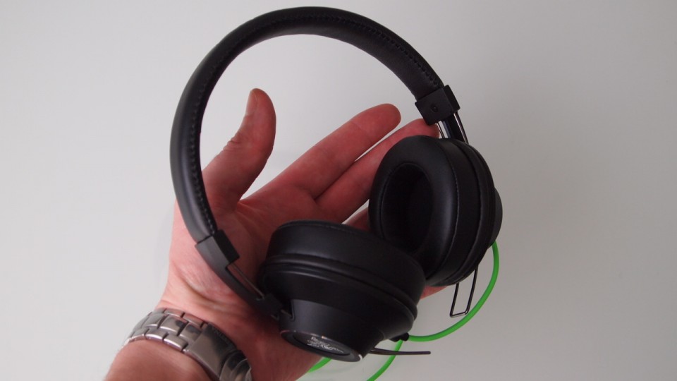 Casti Razer Adaro Stereos (17)