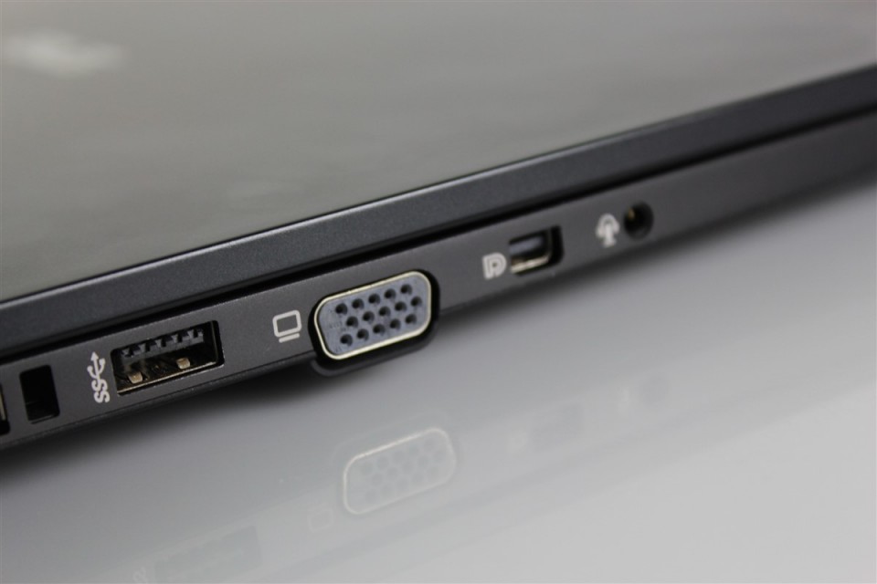 ASUS-PRO-B8430UA (9)