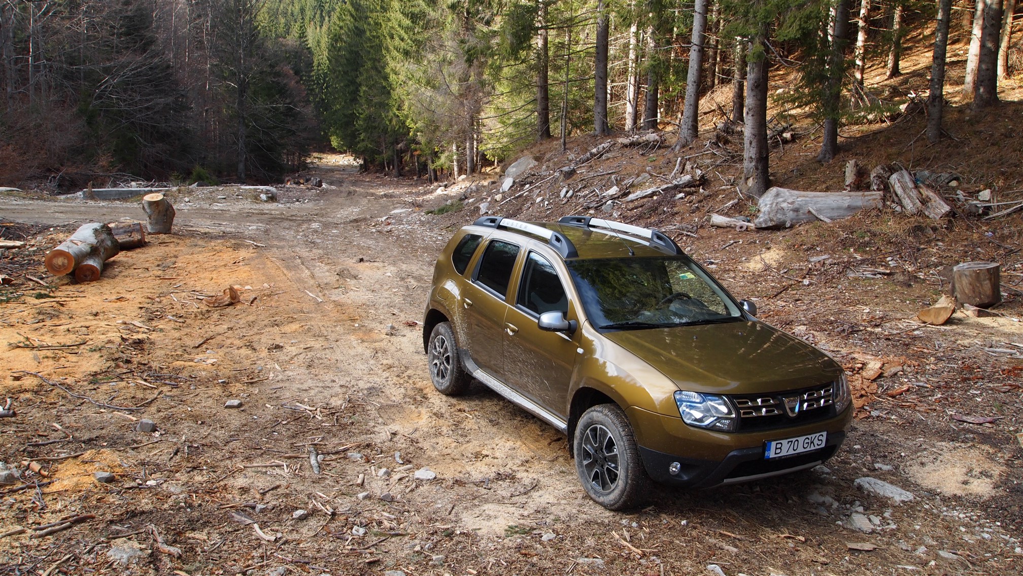 Dacia Duster Connected by Orange Exterior (25)