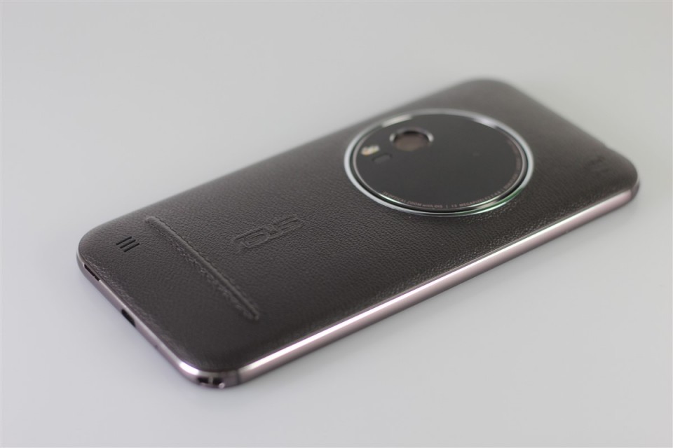 ASUS-Zenfone-Zoom (6)