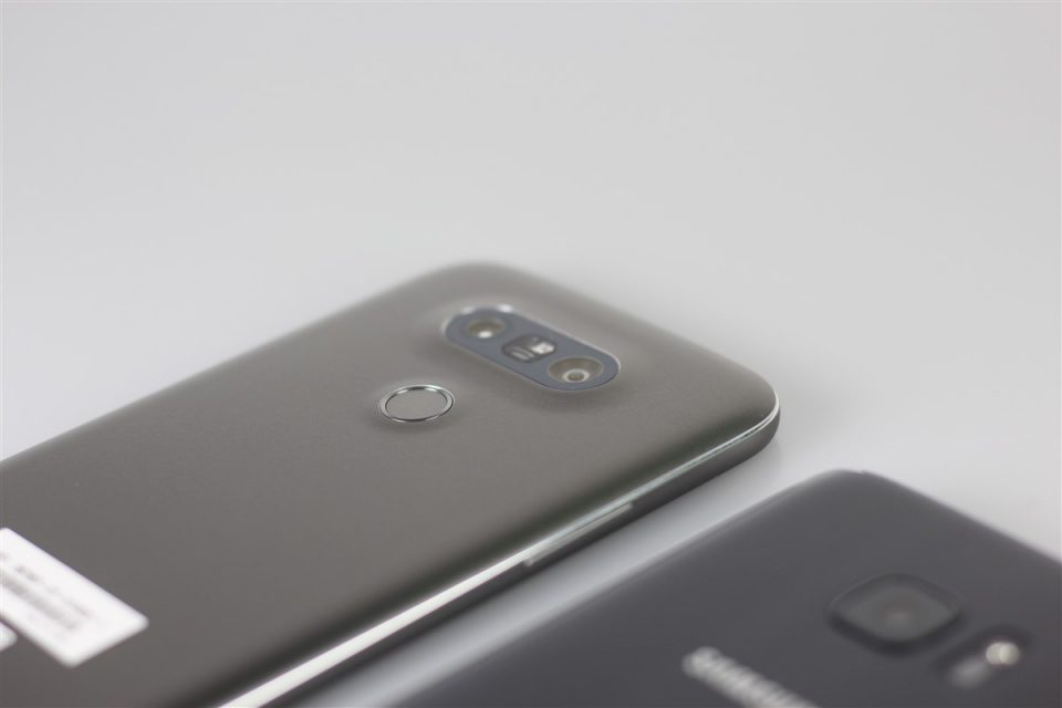 LG-G5-vs-Samsung-GALAXY-S7 (17)