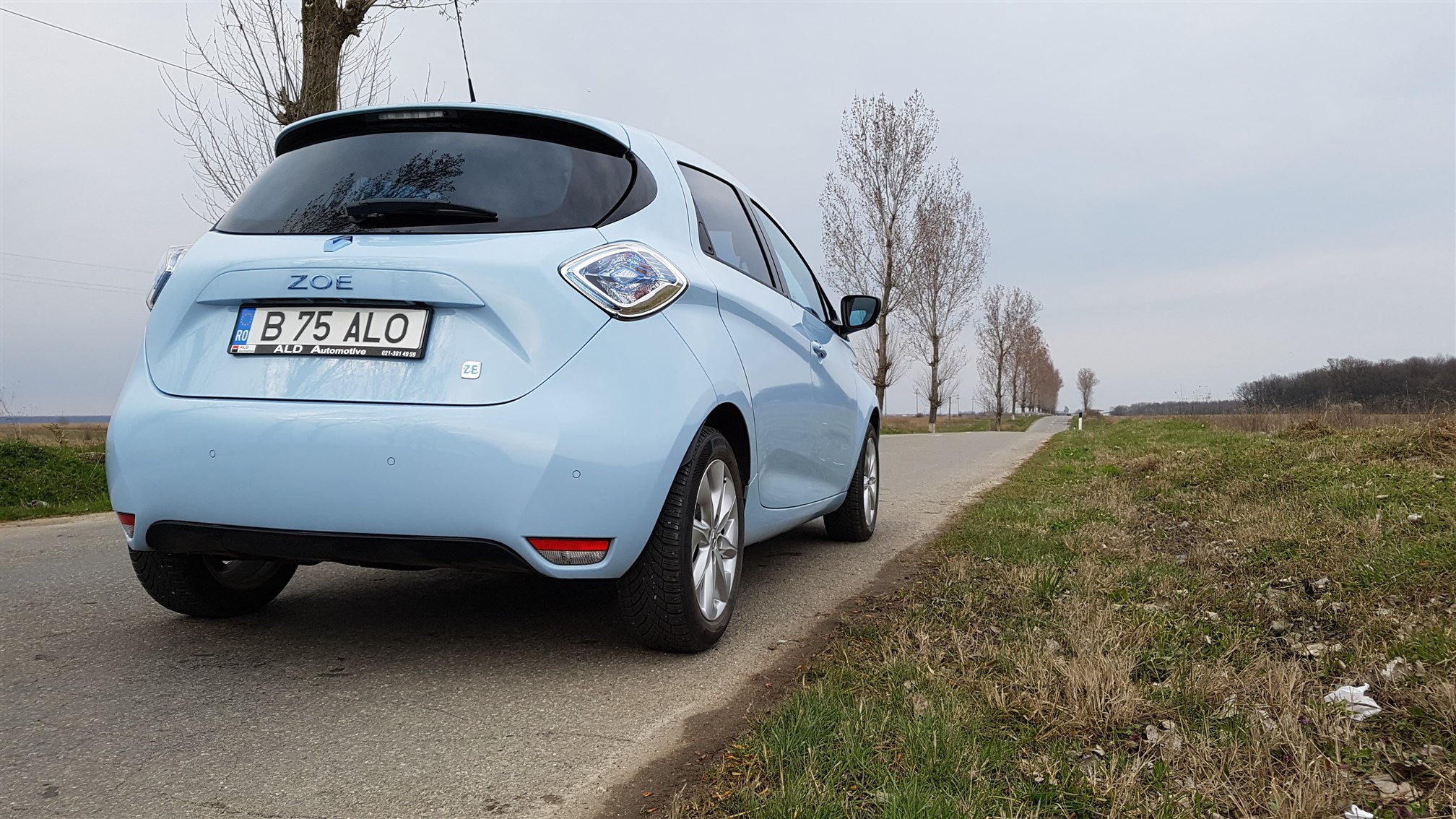 Renault ZOE Exterior (18)