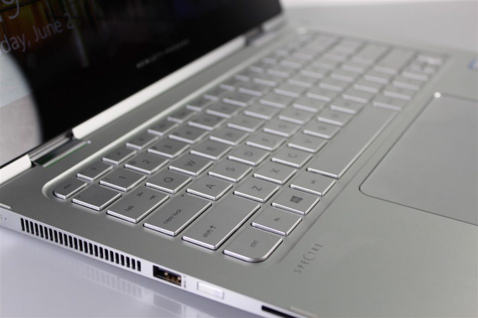 HP-Spectre-x360 (15)
