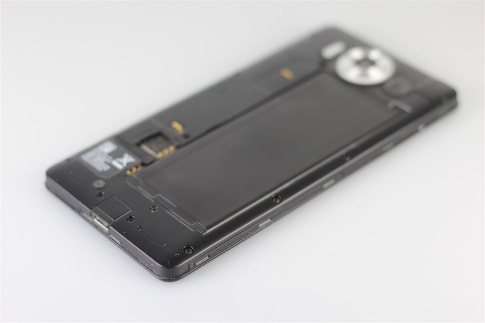 Microsoft-Lumia-950 (12)