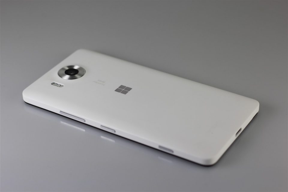 Microsoft-Lumia-950 (4)