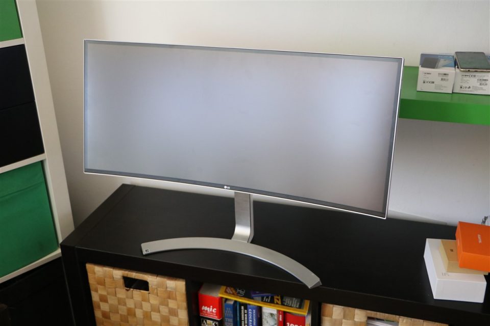Monitor-curbat-LG-34UC98-W (15)