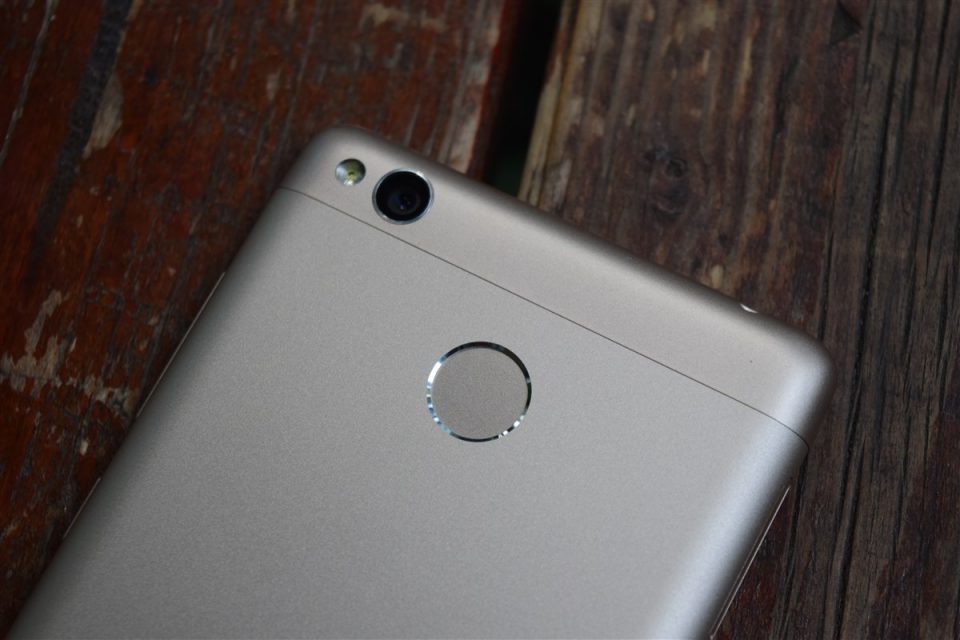 poze xiaomi redmi 3s (7)