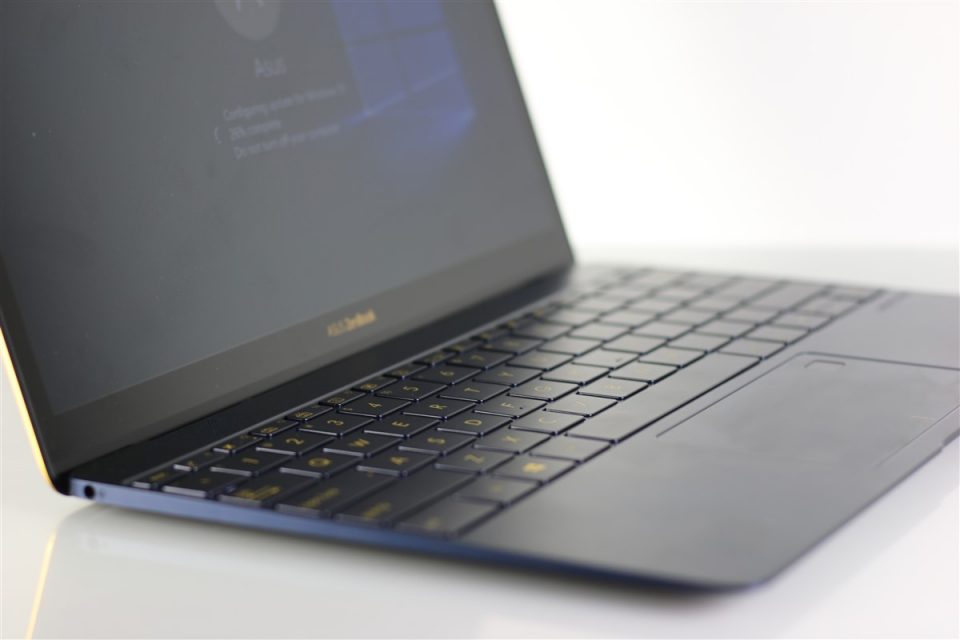 asus-zenbook-ux390-8