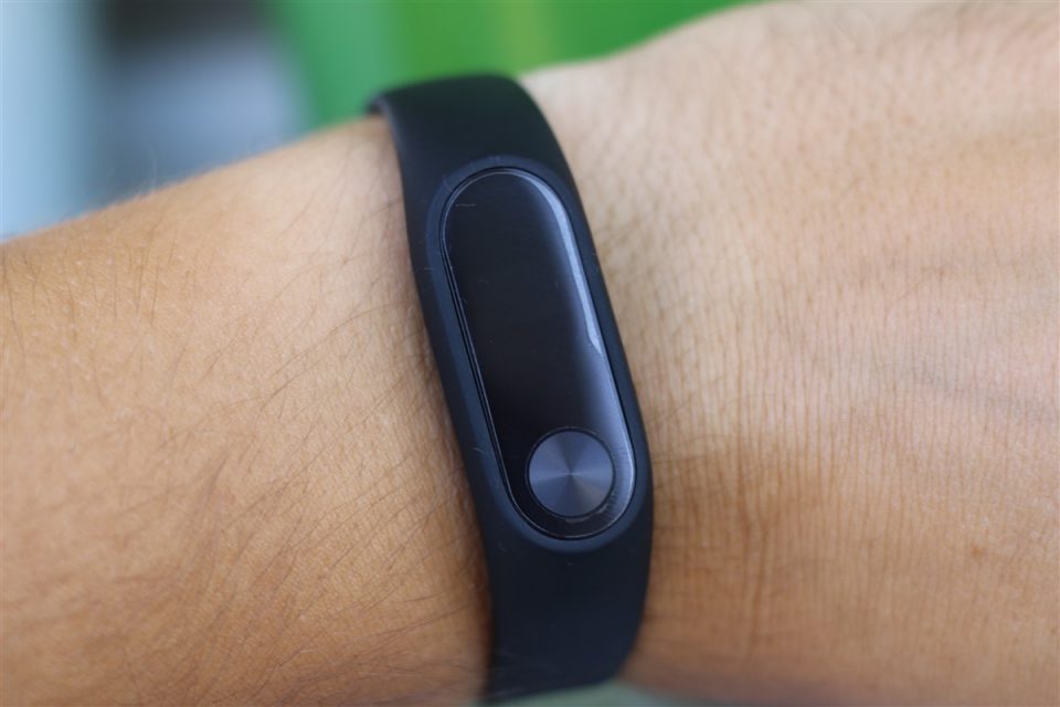 xiaomi-mi-band-2-1