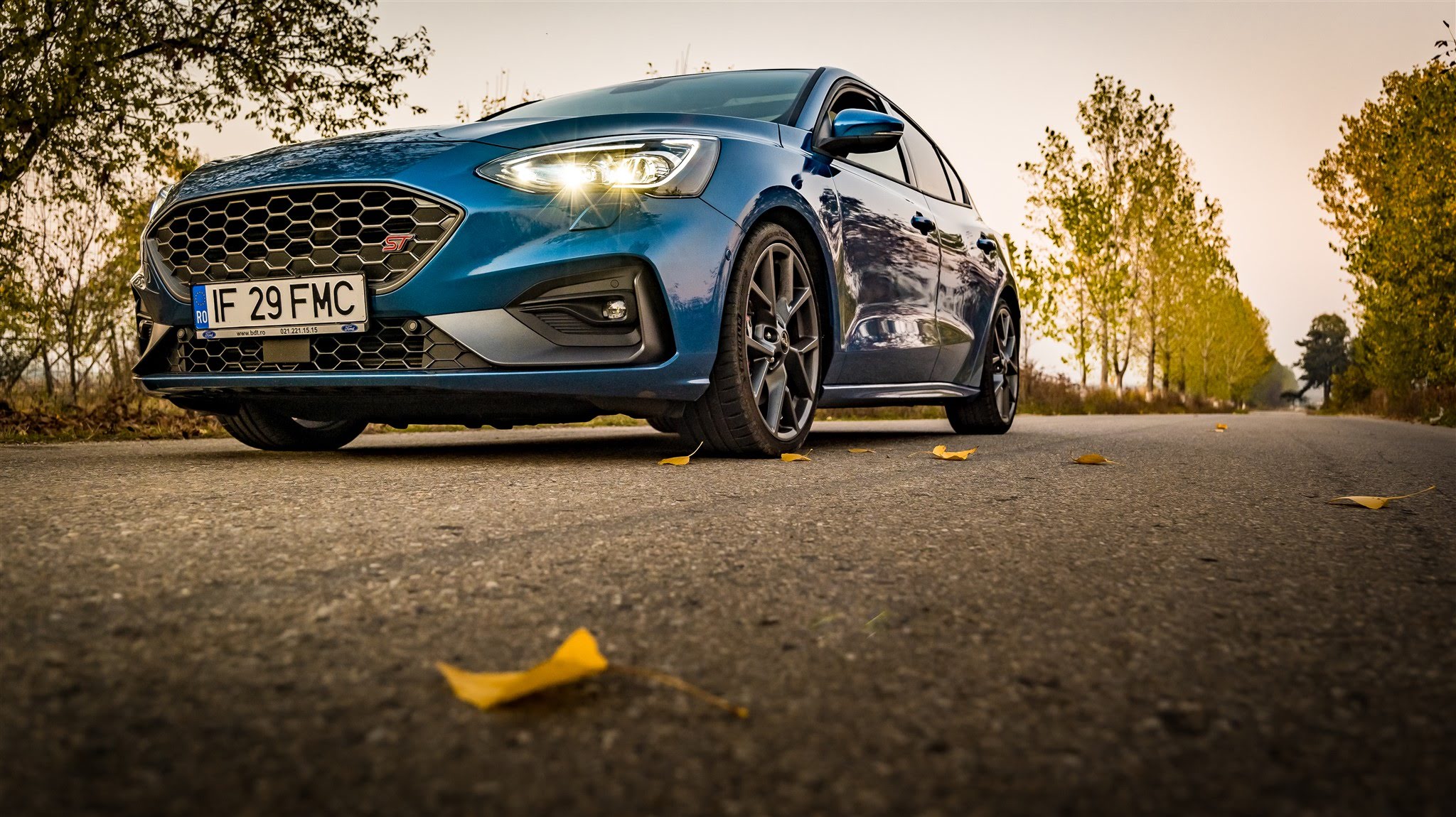 https://www.gadget.ro/wp-content/uploads/2019/12/Ford-Focus-ST-2019-2.3-EcoBoost-280-CP-M6-22.jpg