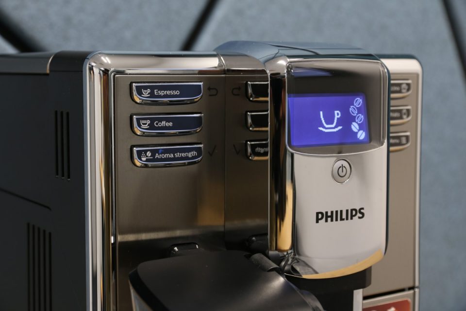 Espressor Automat Philips 5000 Lattego - Review : Gadget.Ro – Hi-Tech  Lifestyle